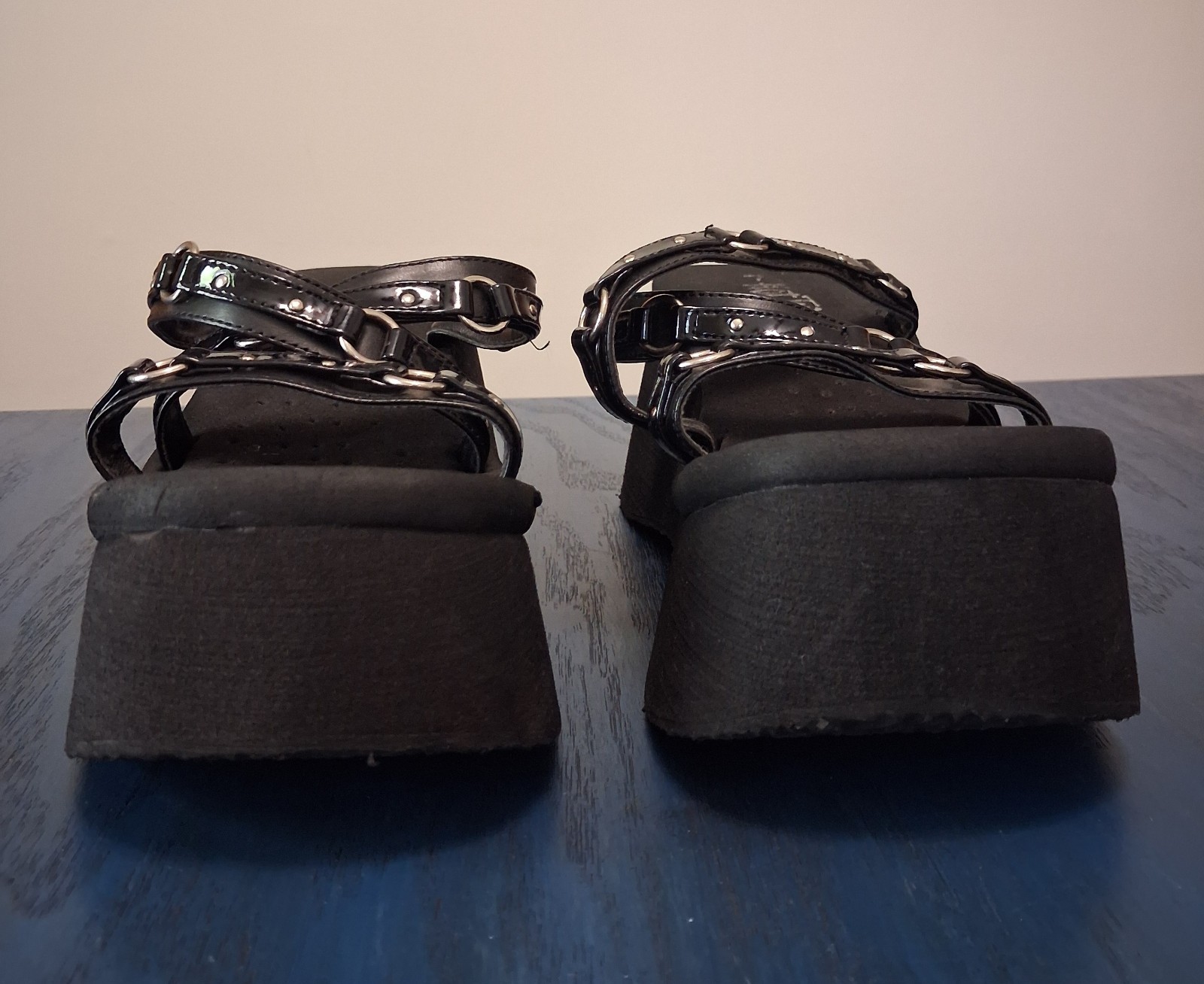 Vintage Y2K Hot Topic Platform Sandals Chunky Wedge Black Strap O-Ring Size 7