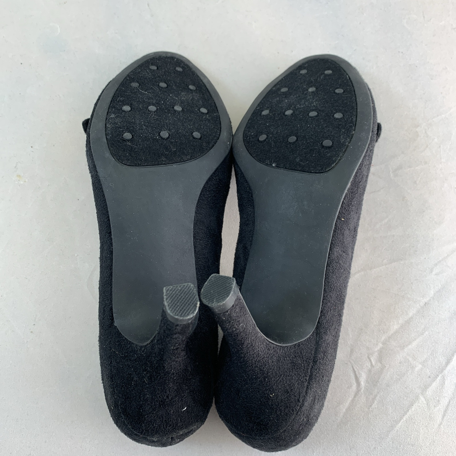 Isaac Mizrahi for Target Gabi Heels Peep Toe Bow Faux Suede Slip On Black Size 7