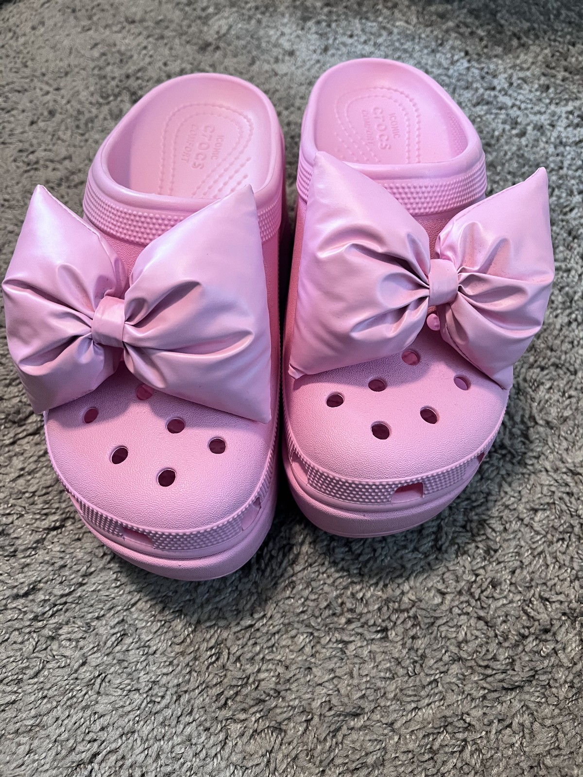 Crocs Pink Siren Bow Clog with Original Bow, Worn 3 times