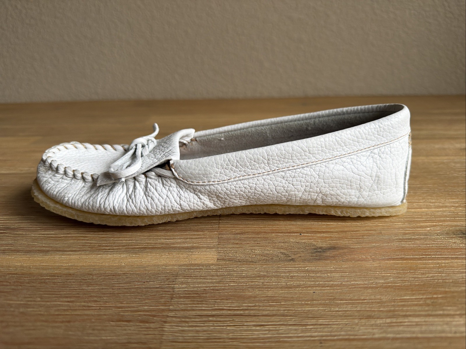 J Crew Soft Unlined Leather Loafer Moccasins Loafers Ivory White Women’s Size 9