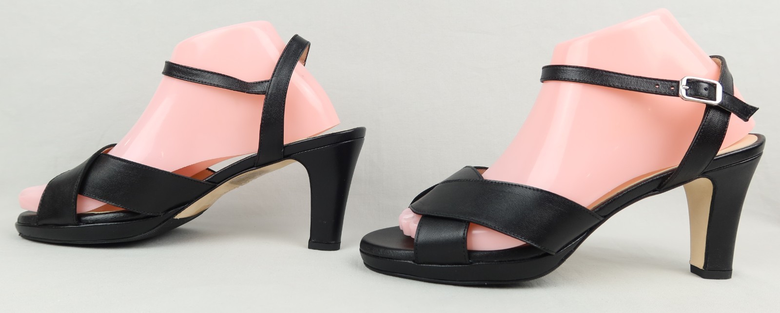 Sargasso & Grey Isabella Black Leather Sandals Sz 38.5 US 7.5 Extra Wide