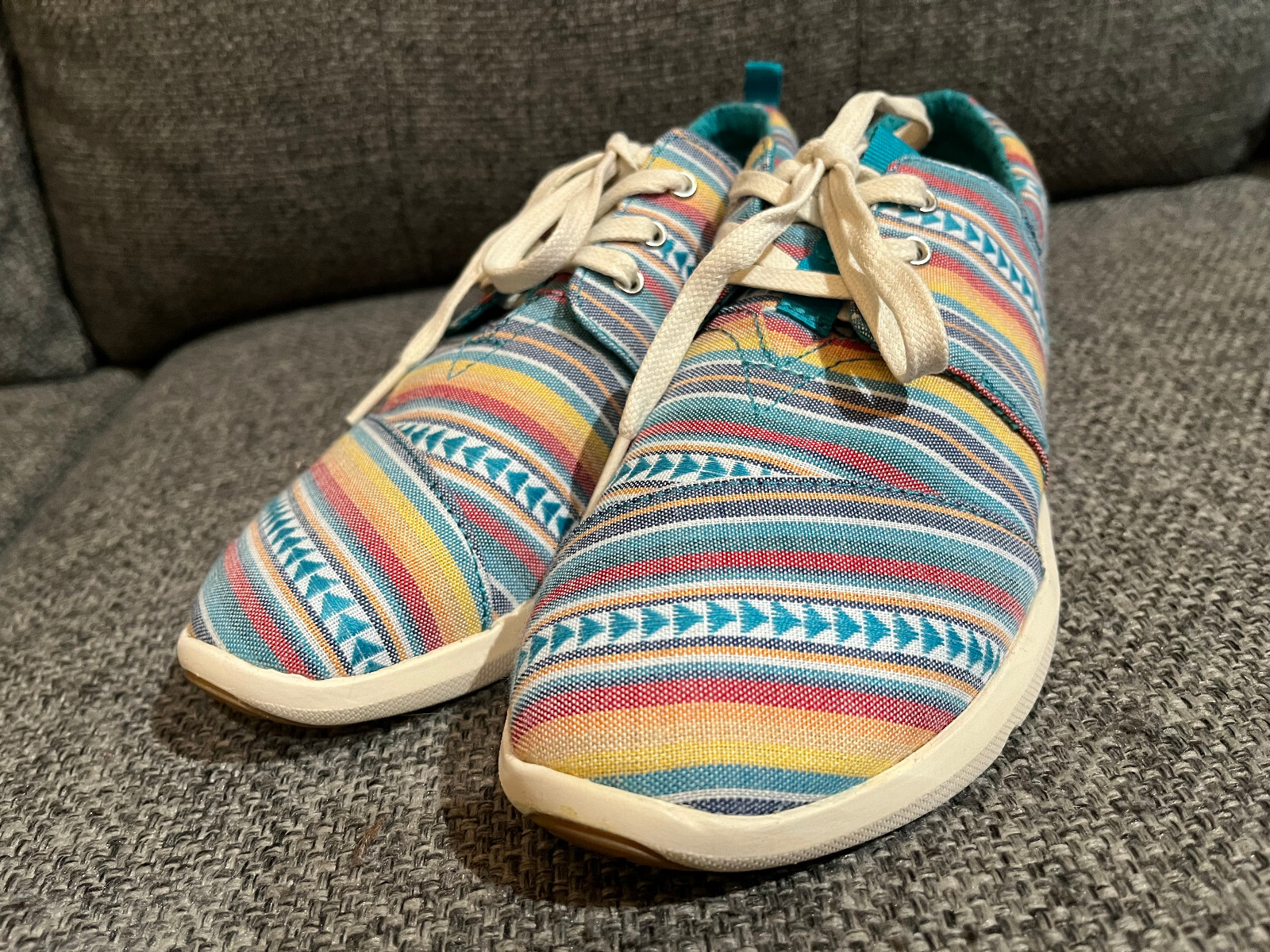 Toms Del Rey 1000999 Multicolor Striped Lace Up Sneakers Shoes – Women’s Sz 7M