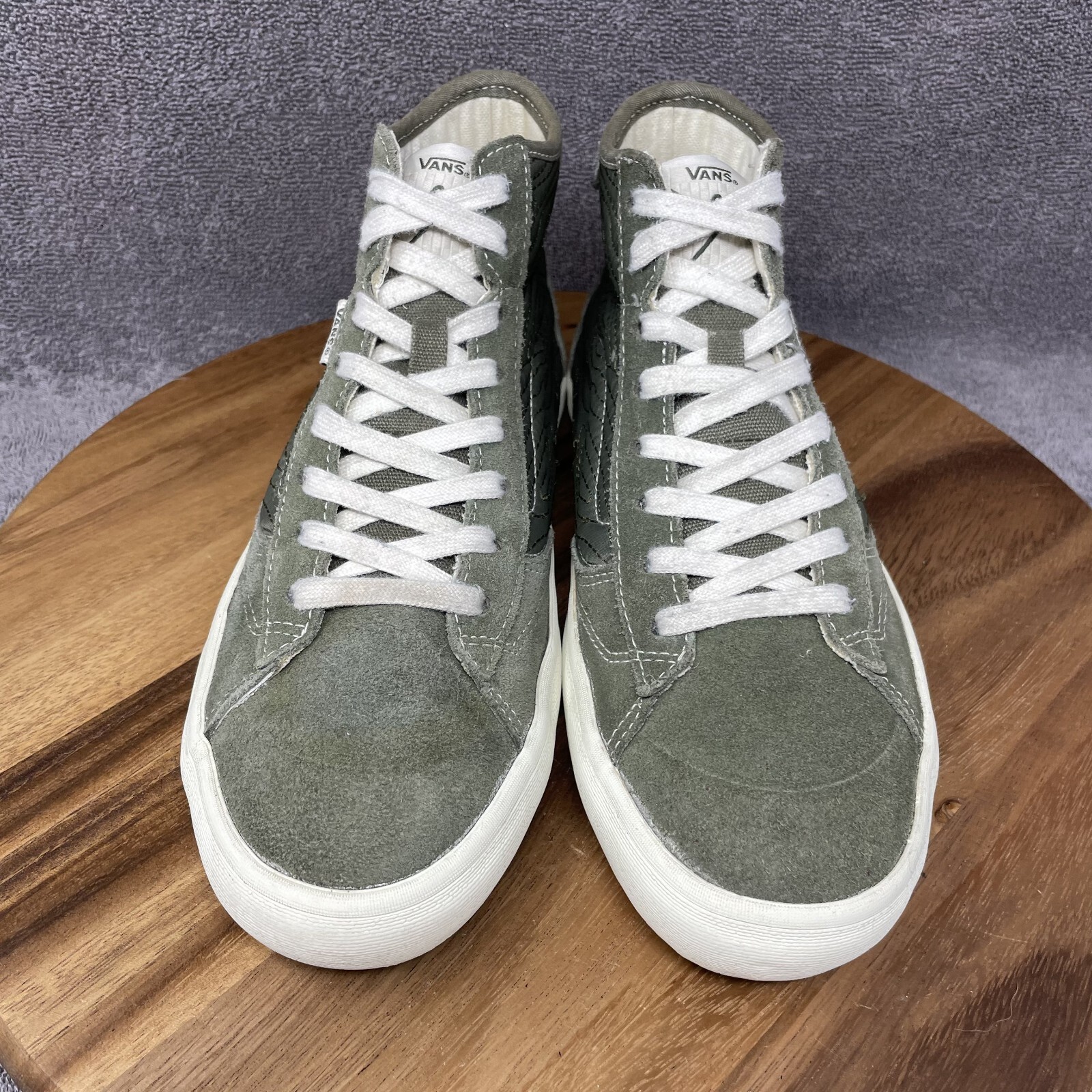 Vans The LIzzie Quilted High Top Sneakers Women’s 9.5 Grape Leaf Green Shoes