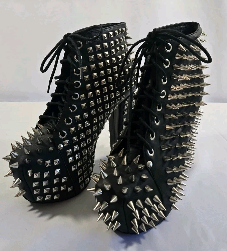 jeffrey campbell Spike Stud Platform Boots Size 6 Lace Up