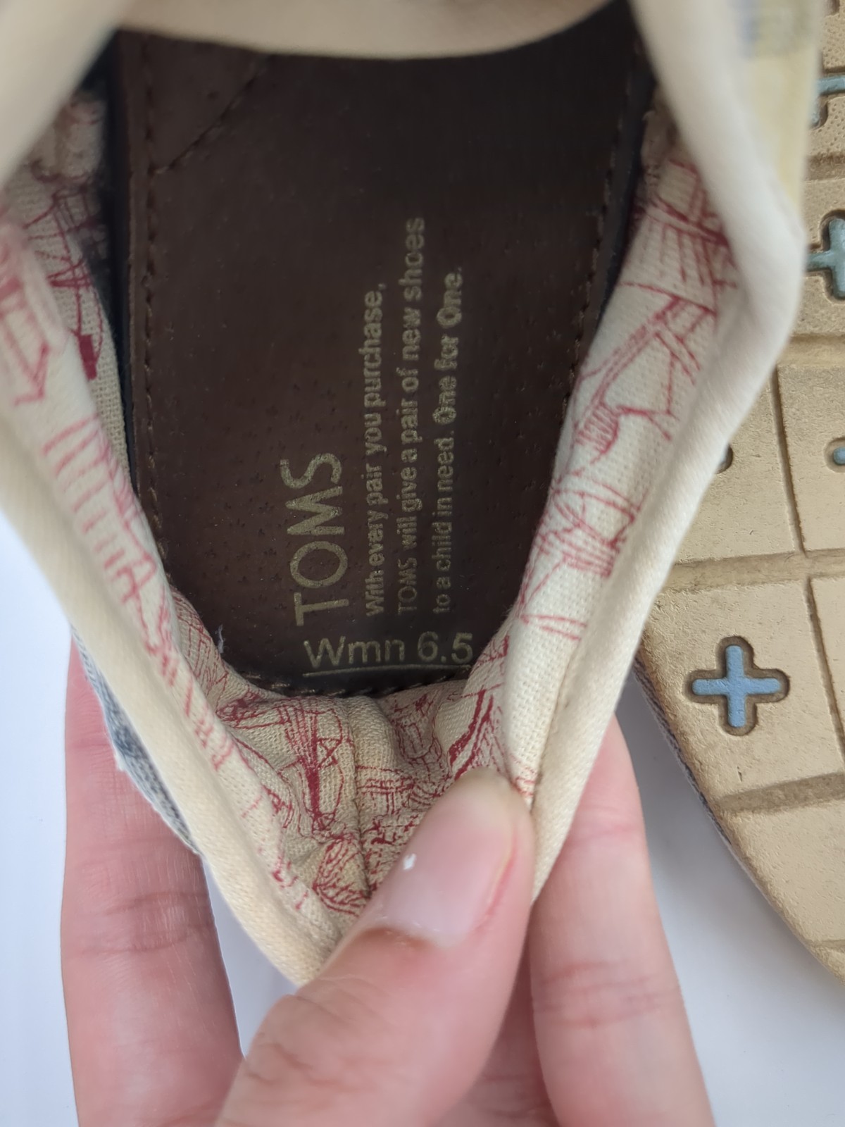 TOMS Blue & Yellow Checked Lace Up Sneakers Women’s size 6.5