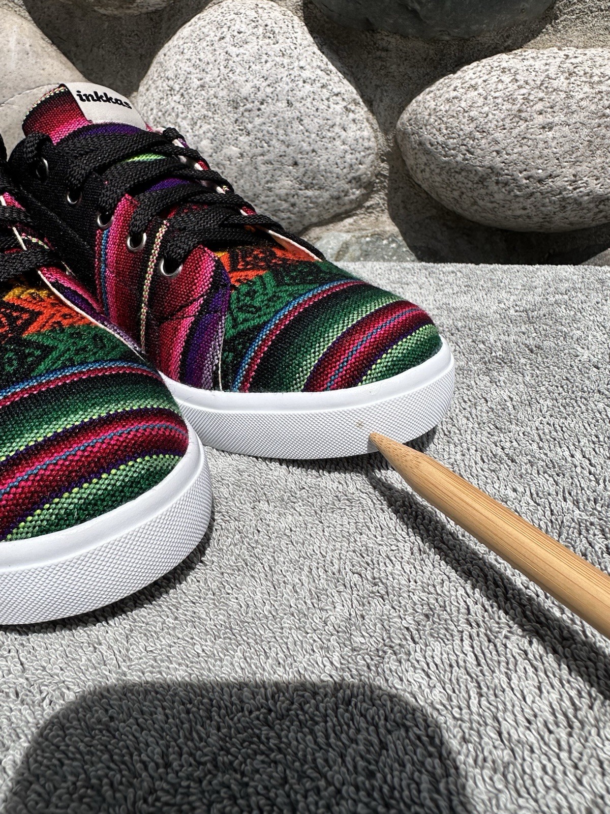 Inkkas Women’s 10 Men’s 8 Unisex Aztec Design Low Top Colorful Lace Up Sneakers