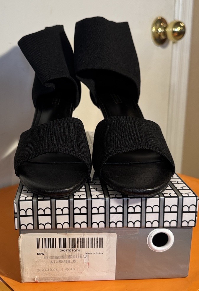 Pull On Stretch Knit 3” Heels Peep Toes NIB Ladies 9 Orig $40