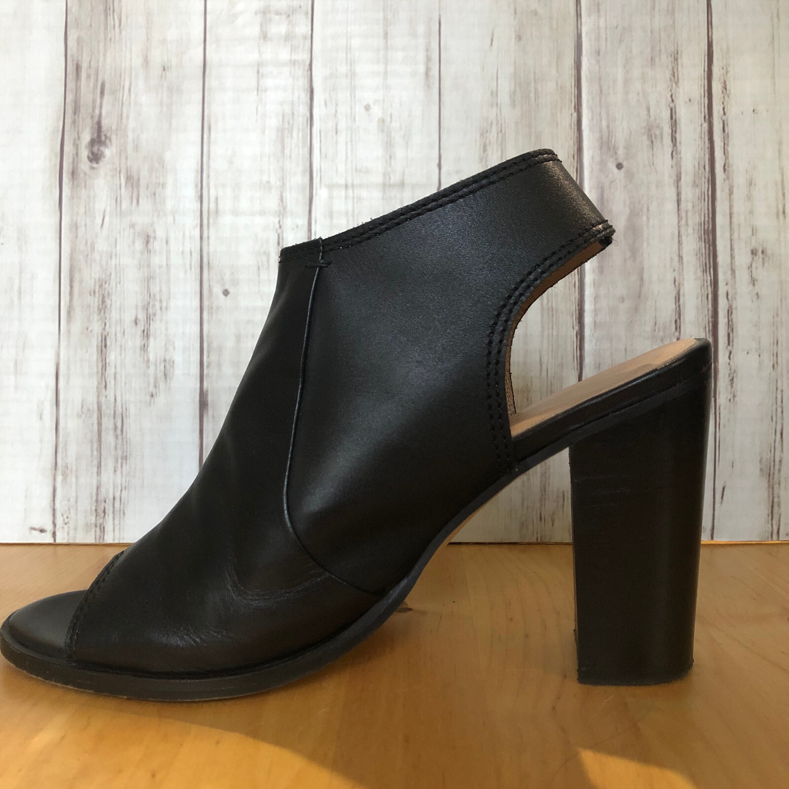 MONSOON Heels Size 40 Ankle Strap Peep Toe Black Pump City