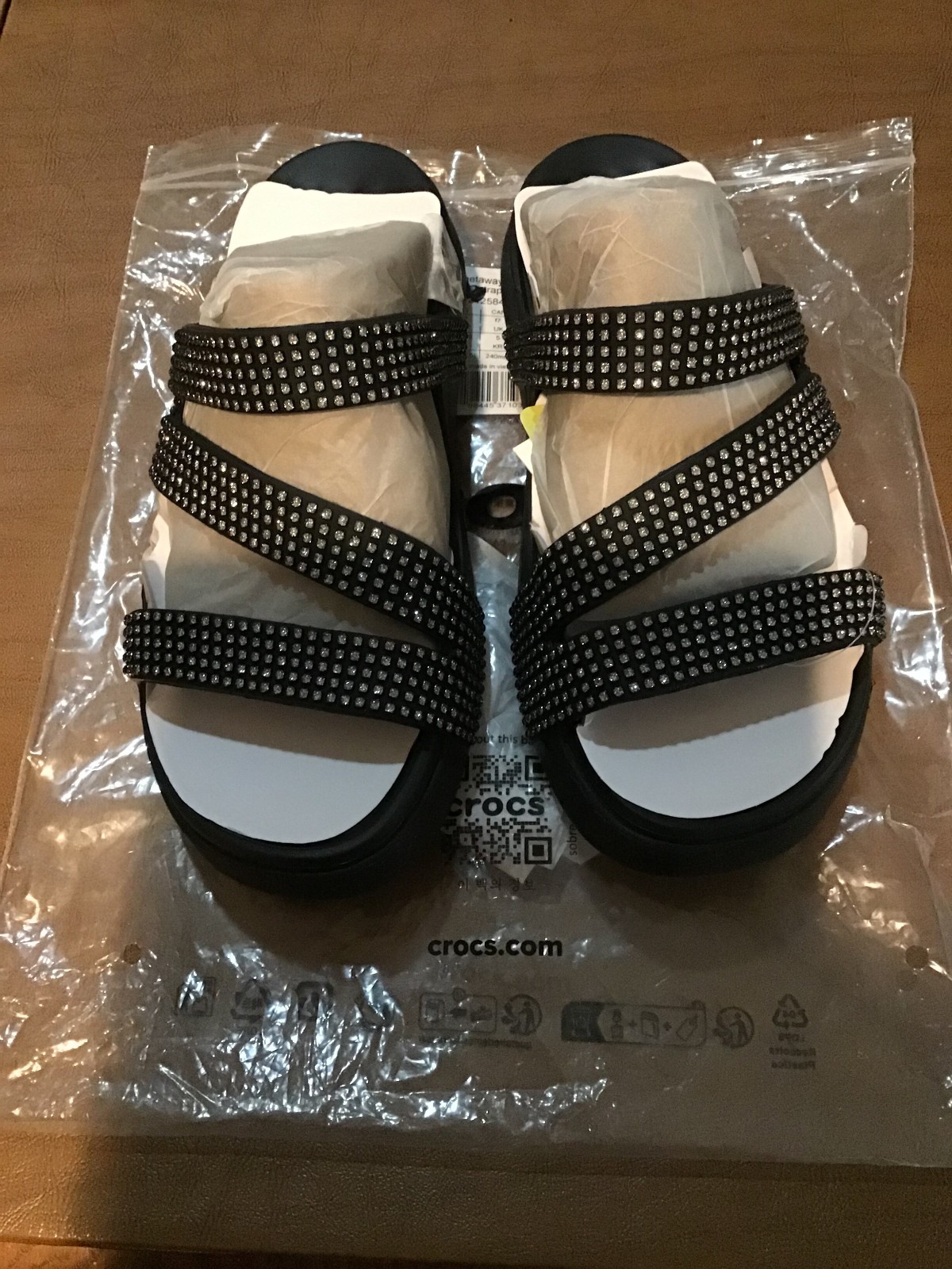 Crocs Getaway Gems Strappy Black Rhinestone Slide Sandals Women’s 7