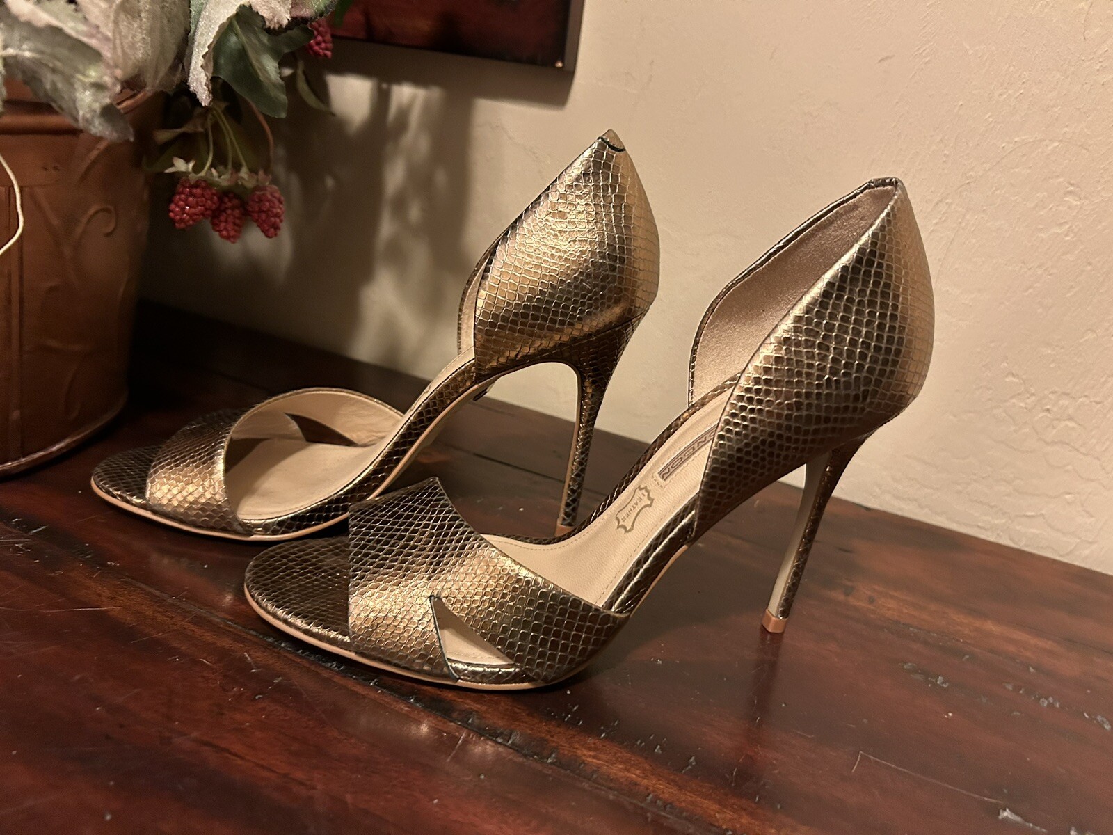 Buffalo London Heels~Metallic Bronze Stiletto Shoes~4.25 heel~Leather~EU 39 US 8