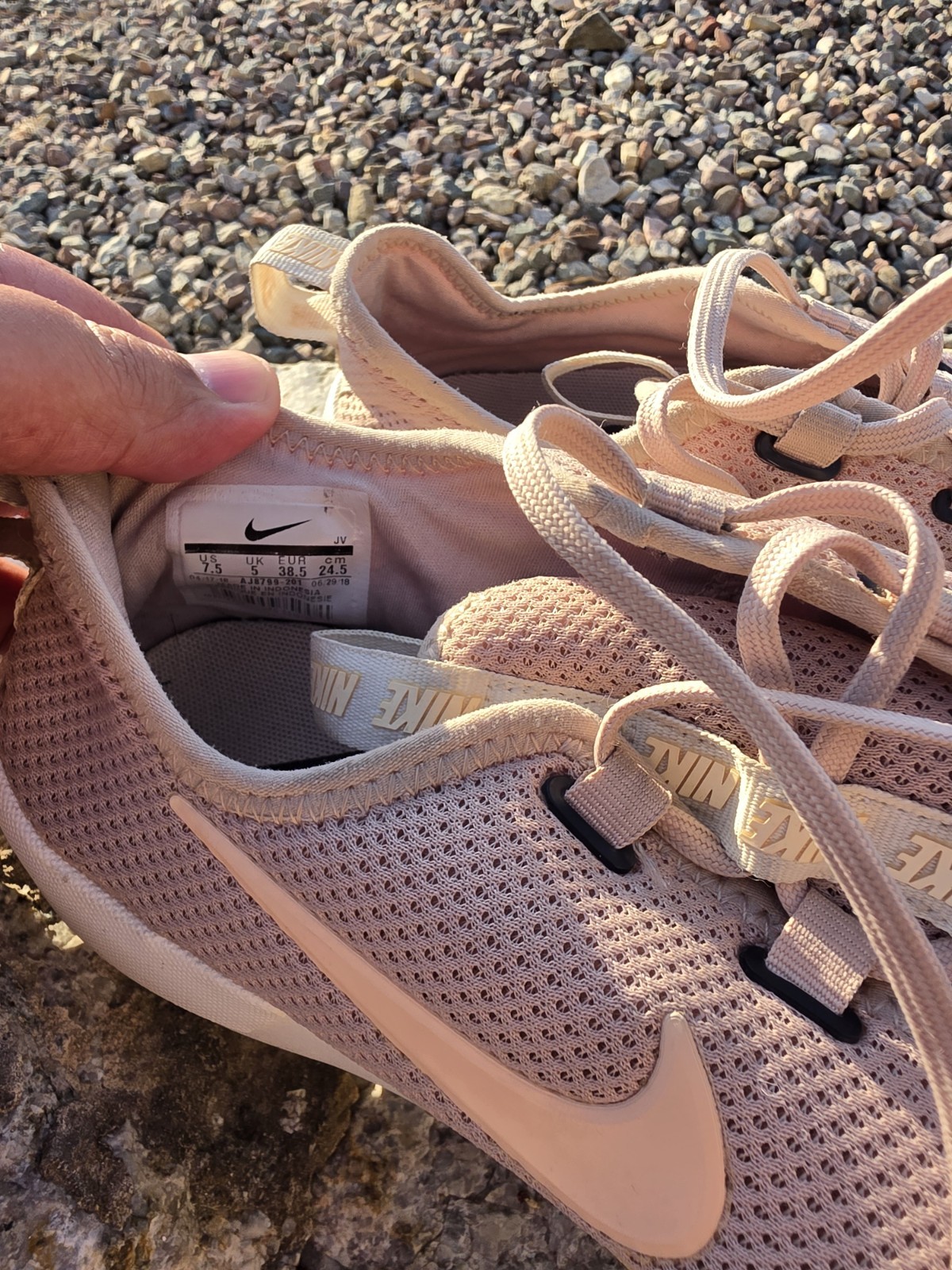 Nike Women’s Size 7.6 Ashin Modern Running Shoes Particle Beige/Crimson
