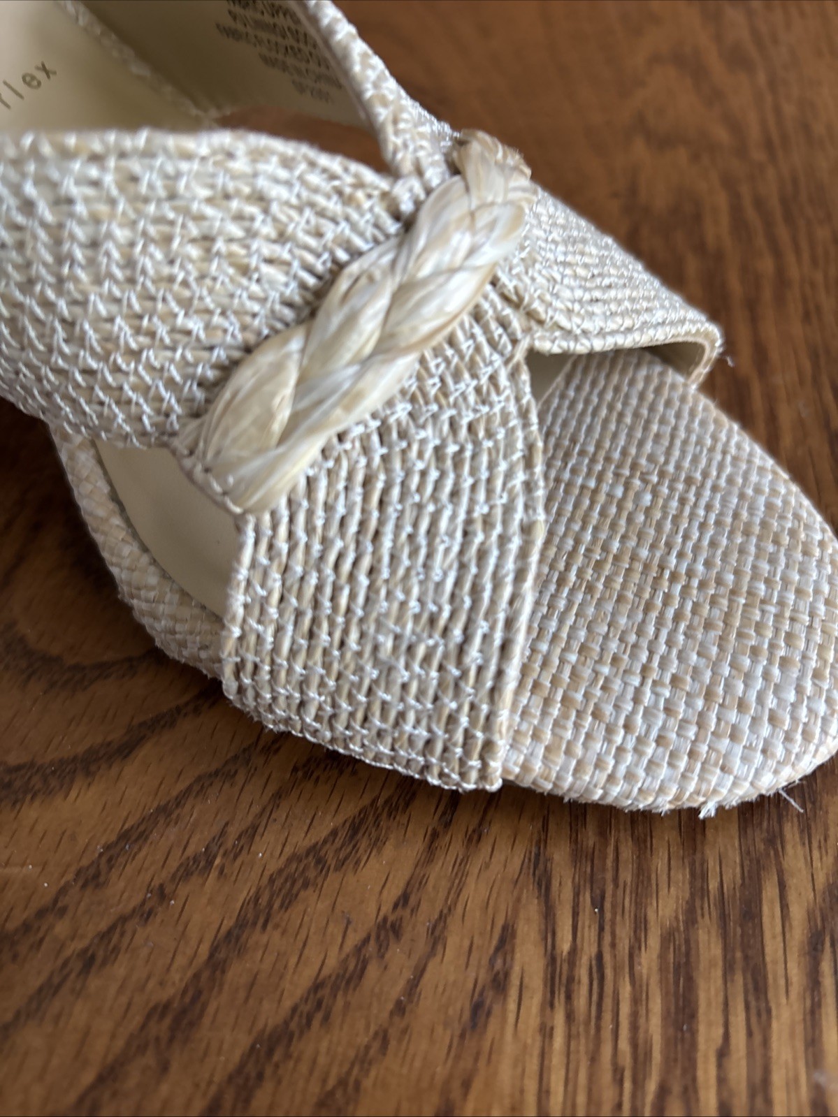 Anne Klein Women’s Size 7 1/2 Atlas Dress Sandals Raffia-Style 2.75 Inch Heels