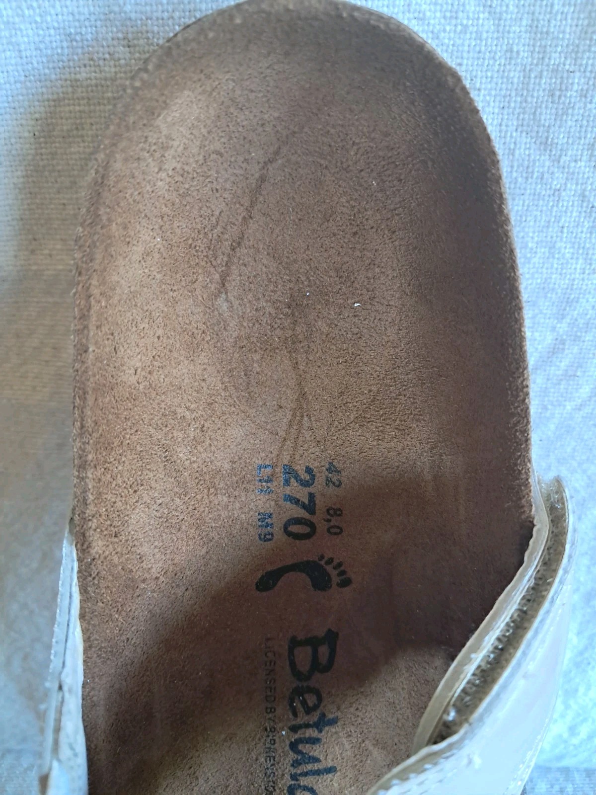 Bertula By Birkenstock- Beige w/Gem Accent- Sz 11
