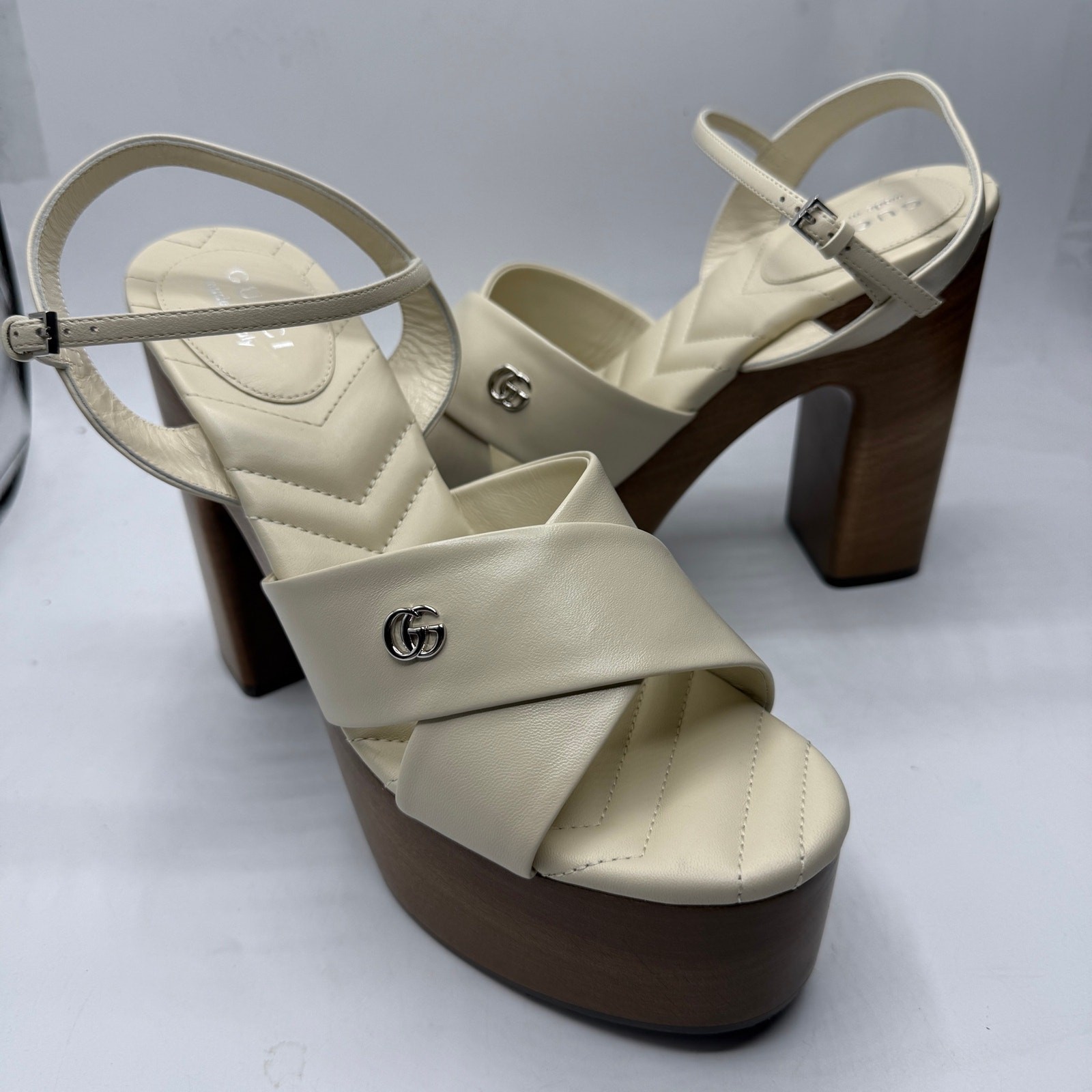 NEW Gucci Marmont GG Logo Embellished Leather Platform Sandals Cream Size EU 40