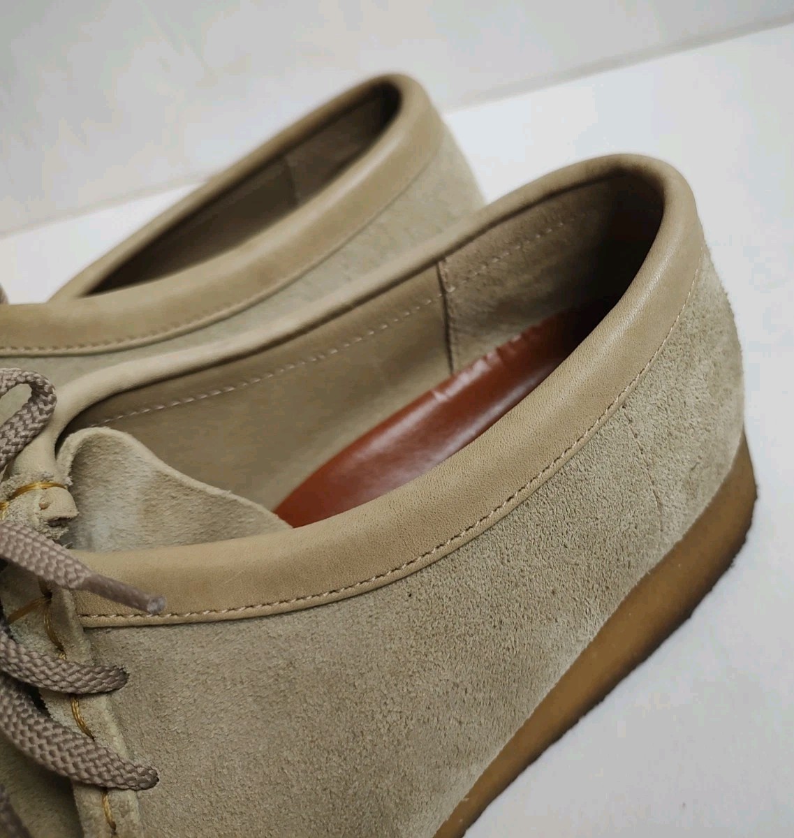 Clarks Wallabee Suede Chukka Ankle Boots Lace Up Crepe Soles Moccasins Beige 9