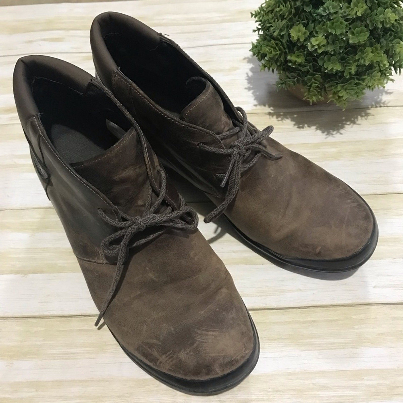 Merrell Cloudy Brown Gray Leather Lace Up Ankle Boots Booties Women’s Size 7