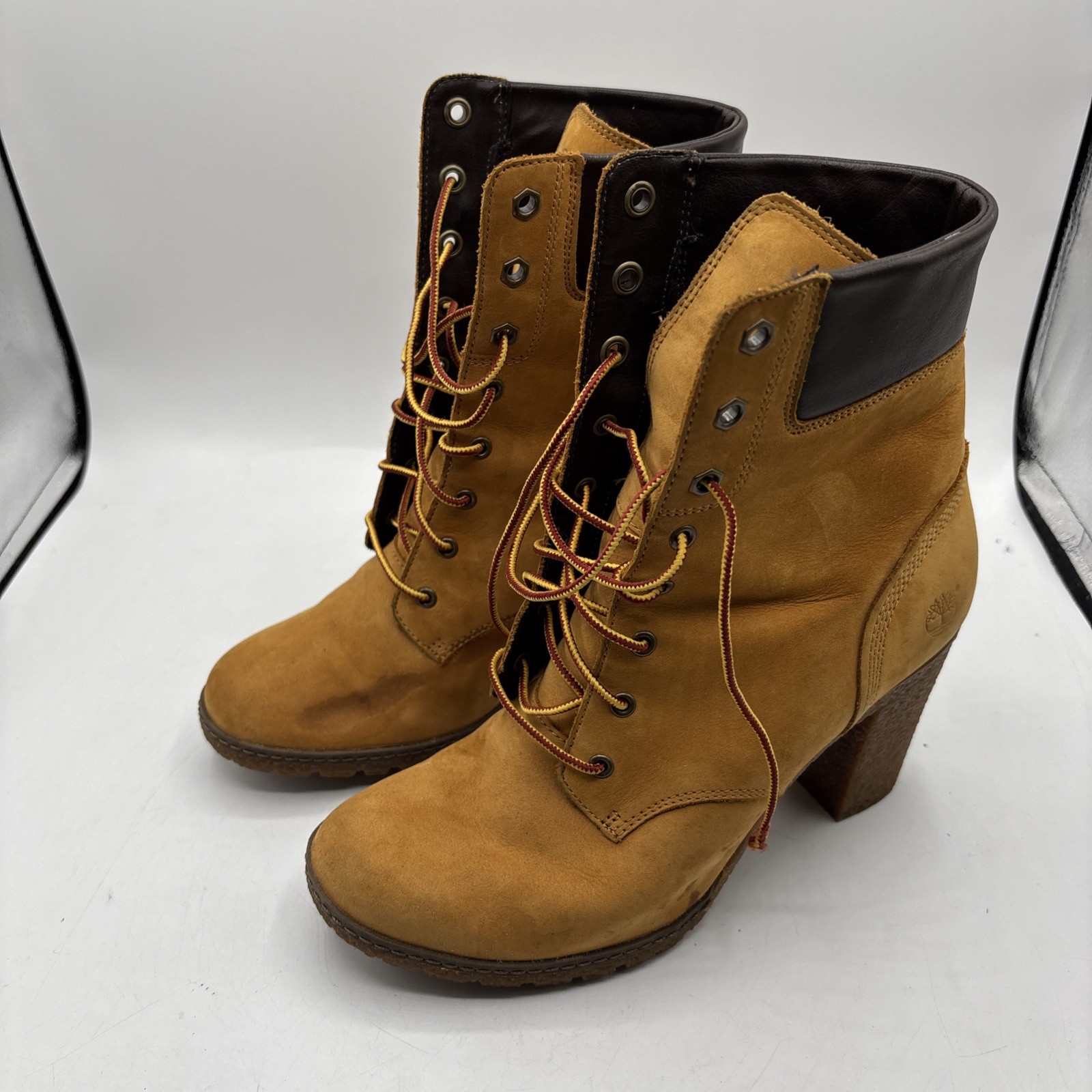 Timberland Earthkeepers W Size 8.5 Lace-Up 2.5” High Heel