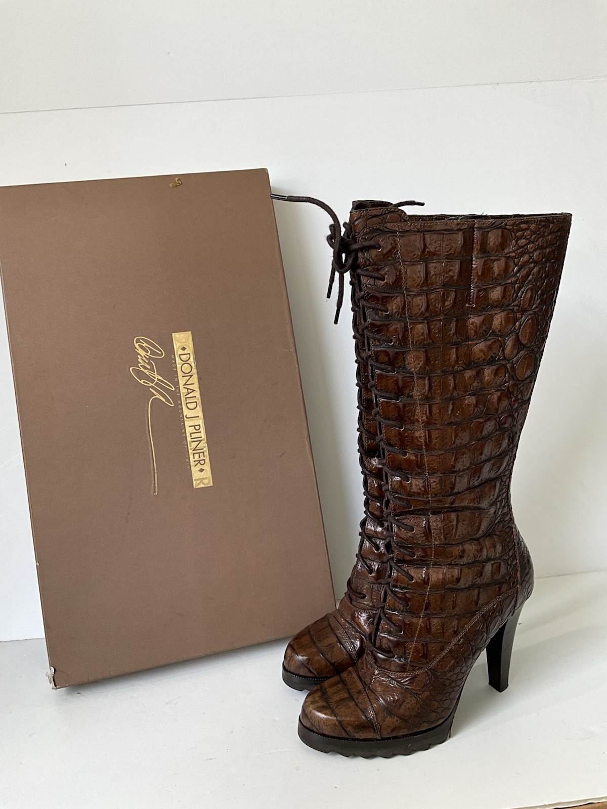 Donald J Pliner Daria Brown Croc Embossed Leather Tall Lace Up Boots Women’s 8M
