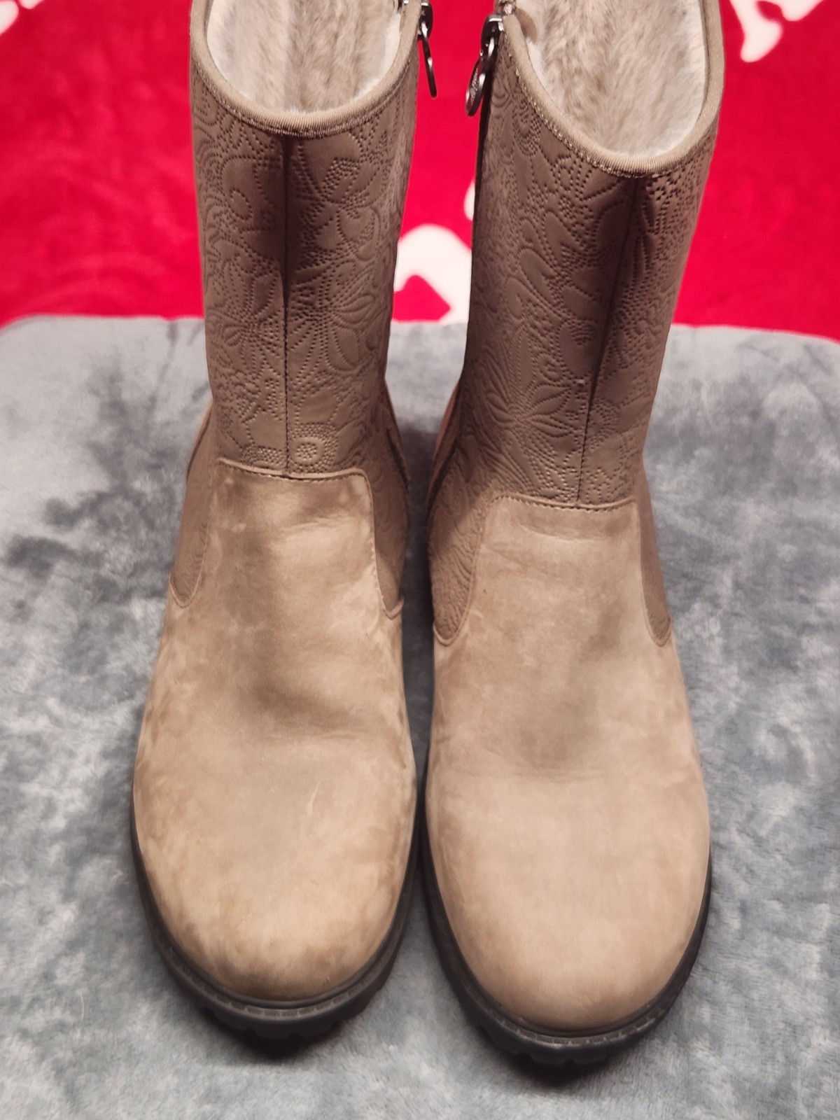 Alegria Womens Taupe Embossed Floral Zip Boots Faux Fur Lined Comfort Lug Sole