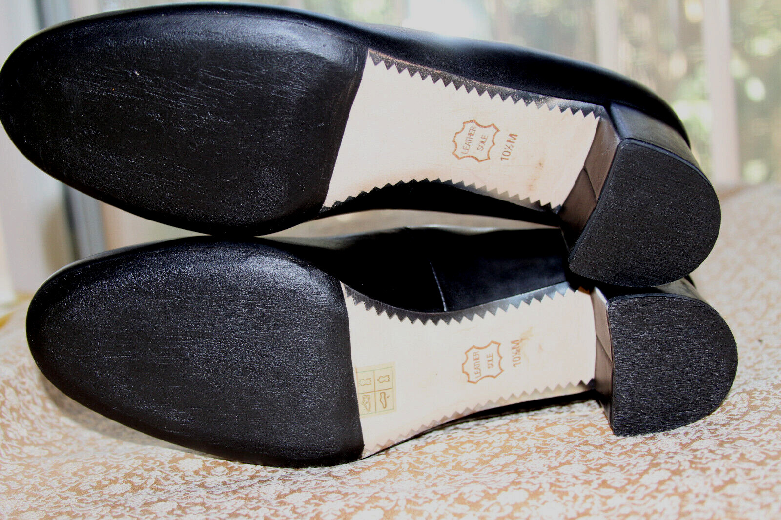 Tory Burch Liana Crystal Logo Leather Pumps Sz 10.5 #307/11