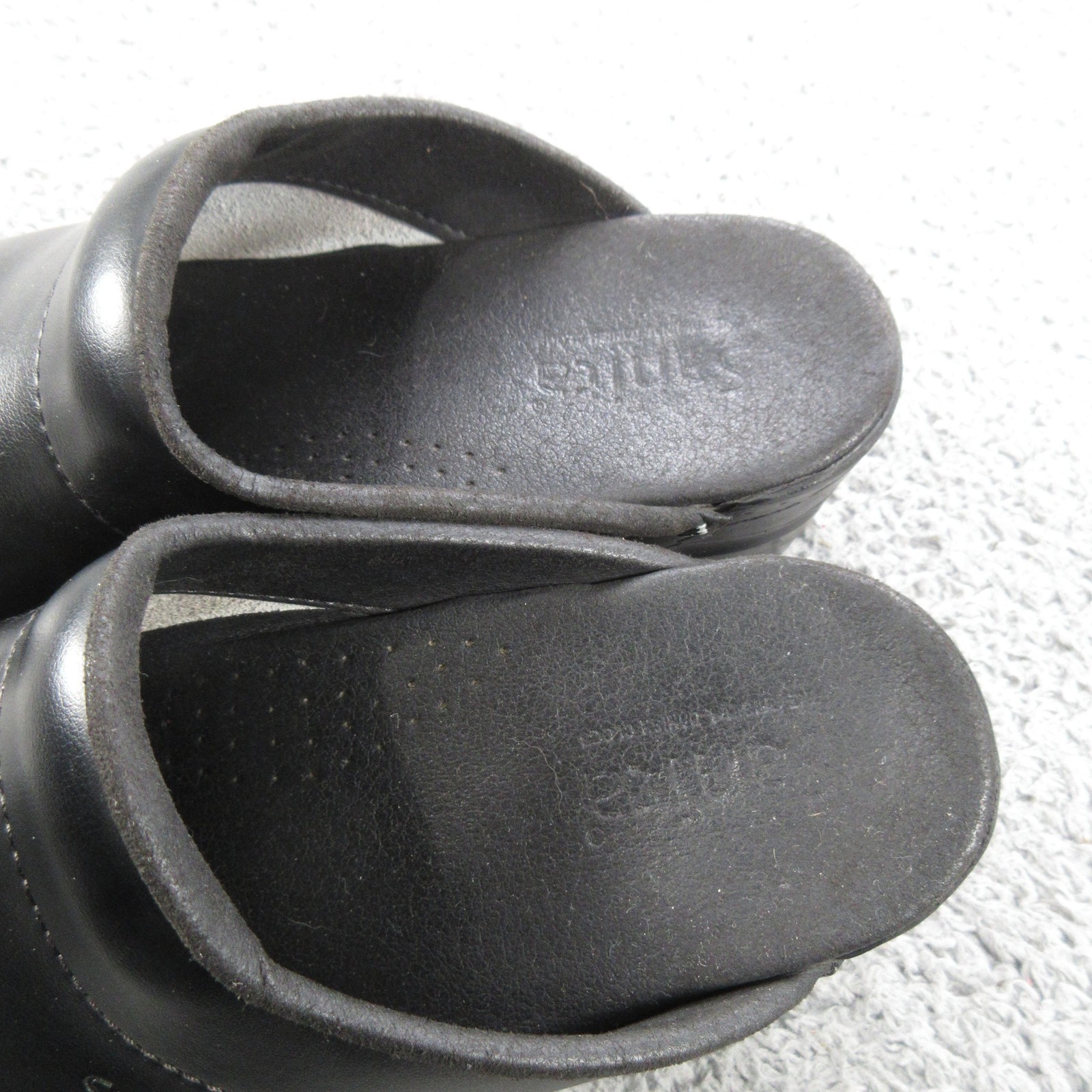 Sanita Shoes Womens 37 Black Leather Slip On Clogs Non Slip Workwear Comfort