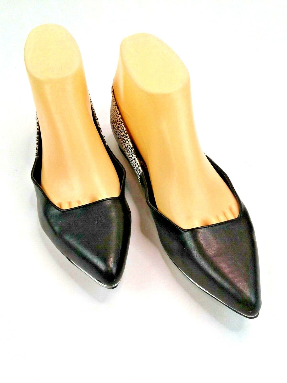 Circus by Sam Edelman Womens Black and White Flats Slip-ons Shoes Sz 6 M EUR 36