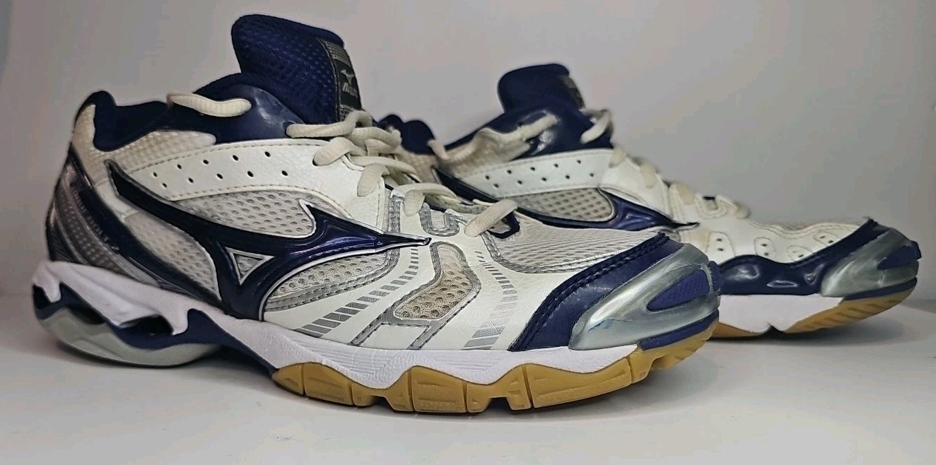 Mizuno Wave Bolt 2 Womens blue White Athletic Volleyball Court Shoes Size 8.5