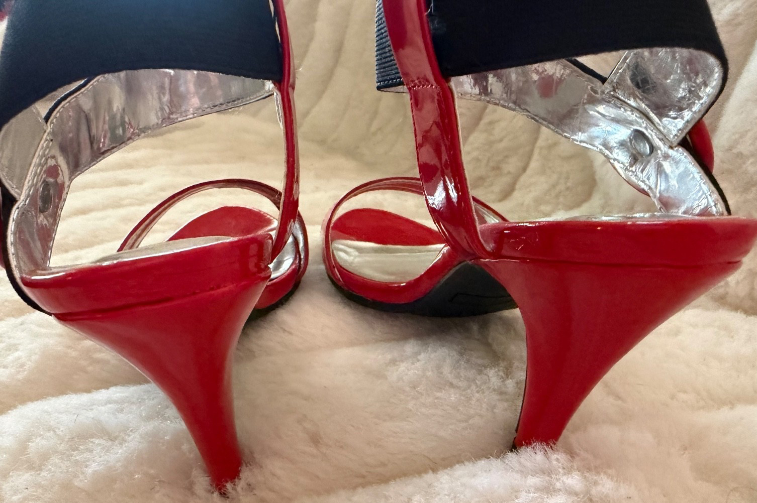 OK SIZE 5.5 Red Patent Leather Covered Side Disc Black Faux Sede Ankle Strap NWO