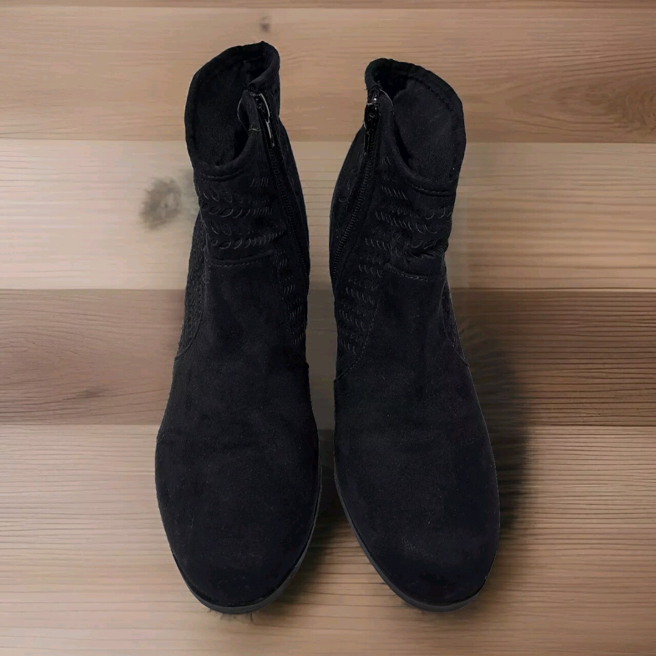 ANA- A New Approach Delno Stacked Heel Booties Closed Toe Zipper Closure Size 11