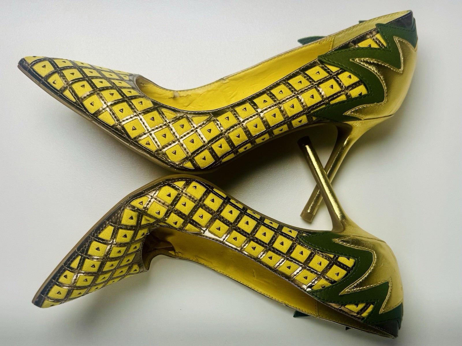 Katy Perry Yellow Gold Green Geometric Metallic Pointed Toe Pumps Women’s US 8