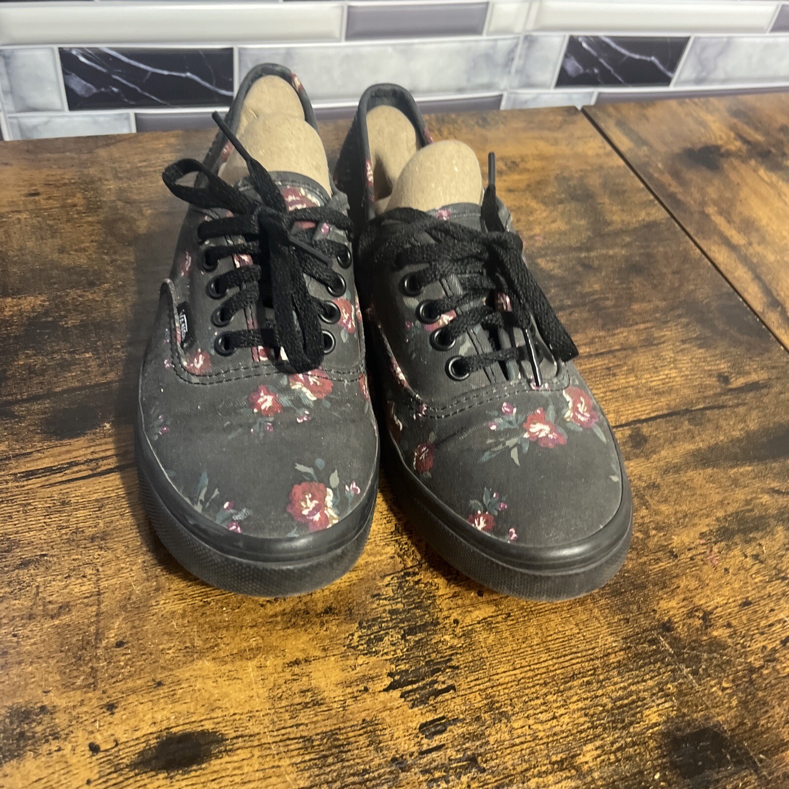 Vans Off The Wall Authentic Black Floral Aloha Classic Shoes Women 5 Men 3.5