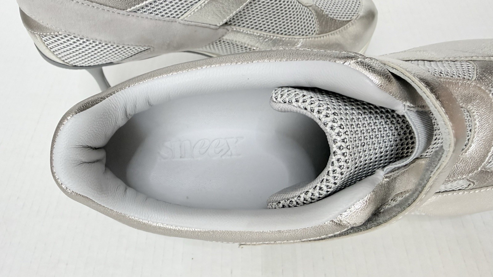 The Tepper SNEEX Limited Edition Women Shoes Light Gray Size 10 Made In Italy