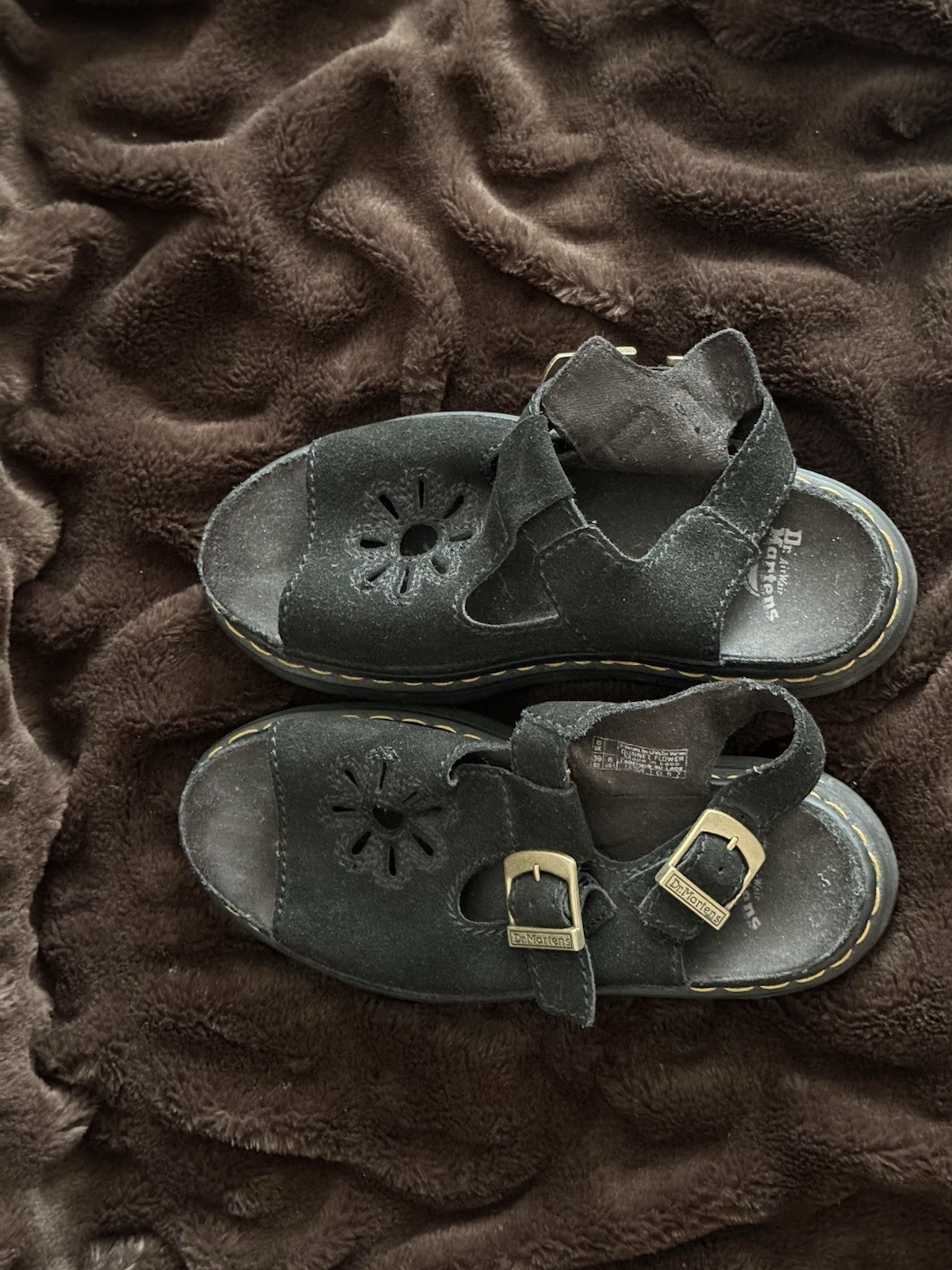 Dr Marten Black Suede Dunnet Flower Sandals Size 8 Women’s. Barely used