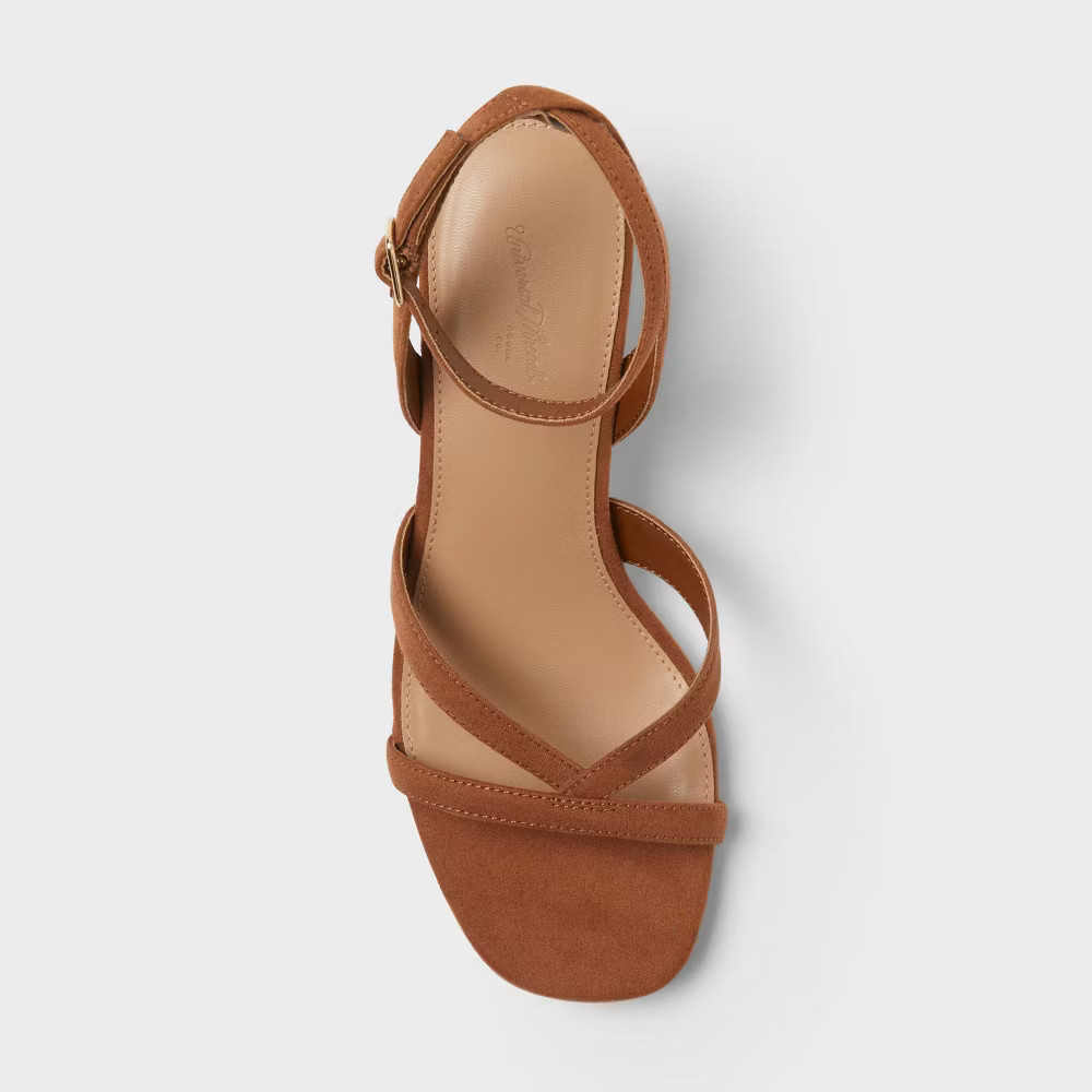 Women Quincy Block Heels – Universal