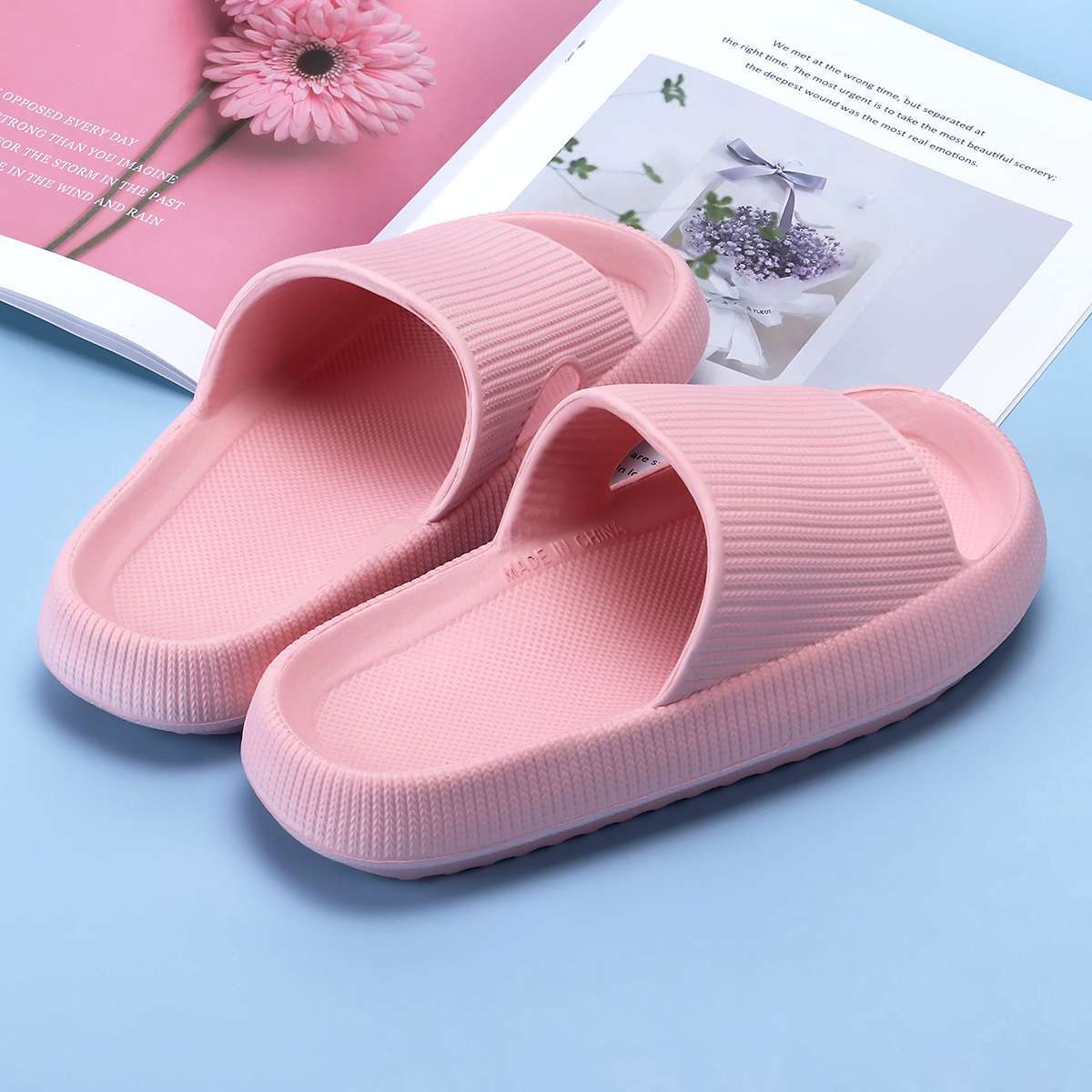 Unisex Sandals Ultra-Soft Slippers Extra Cloud EVA Soft Shoes Anti-Slip Slides