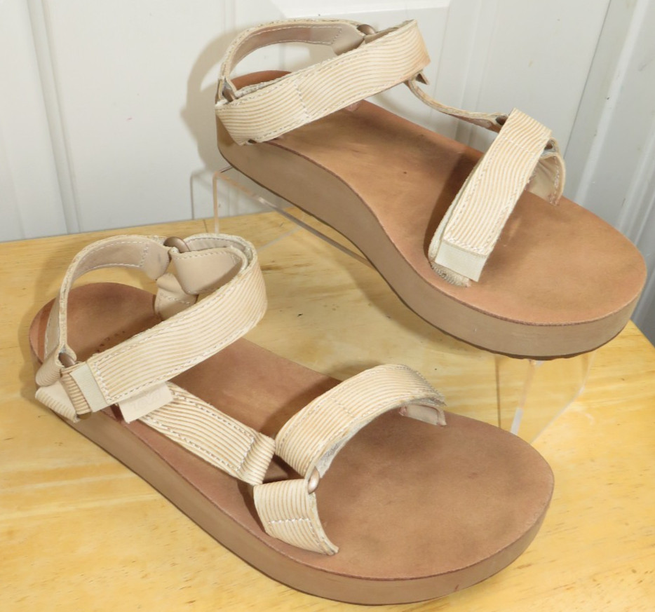 Teva Women’s Size 9 Midform Universal Grooveline Sandals in Birch 1134370