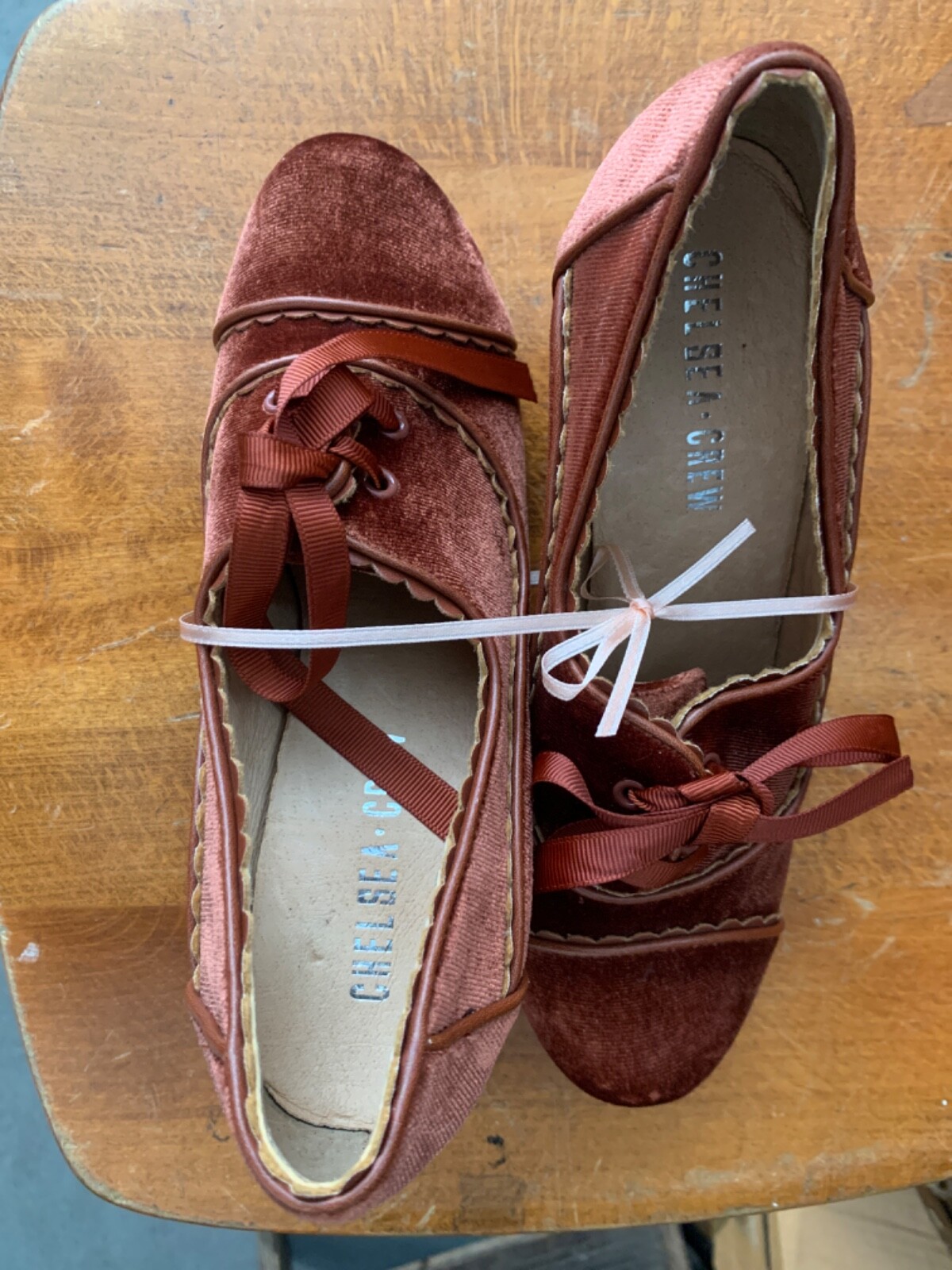 chelsea crew shoes madison velvet heel size 36 rust color with lace