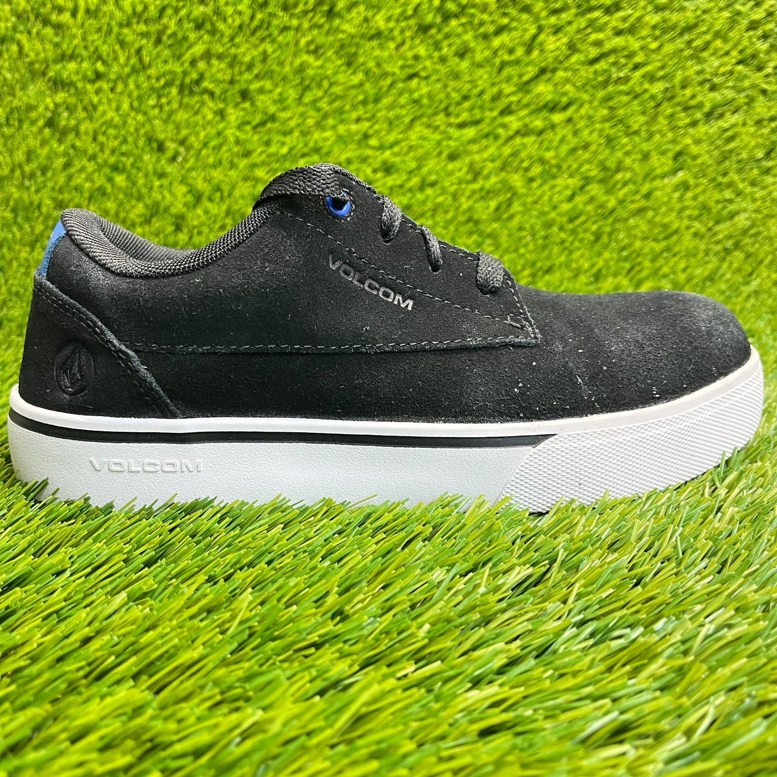 Volcom True Womens Size 7 Black White Blue Leather Composite Toe Work Shoes