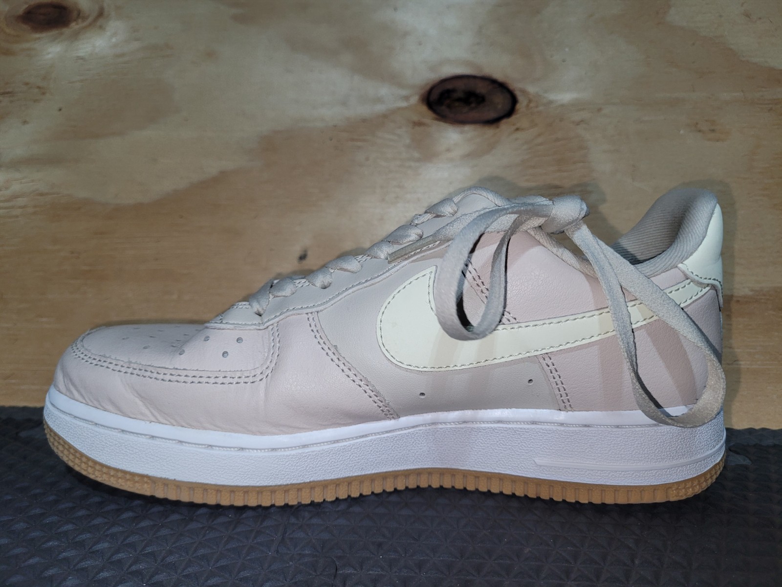 Nike Air Force 1 Low ‘Coconut Milk’ Sandrift DD8959-111 Womens Size 7