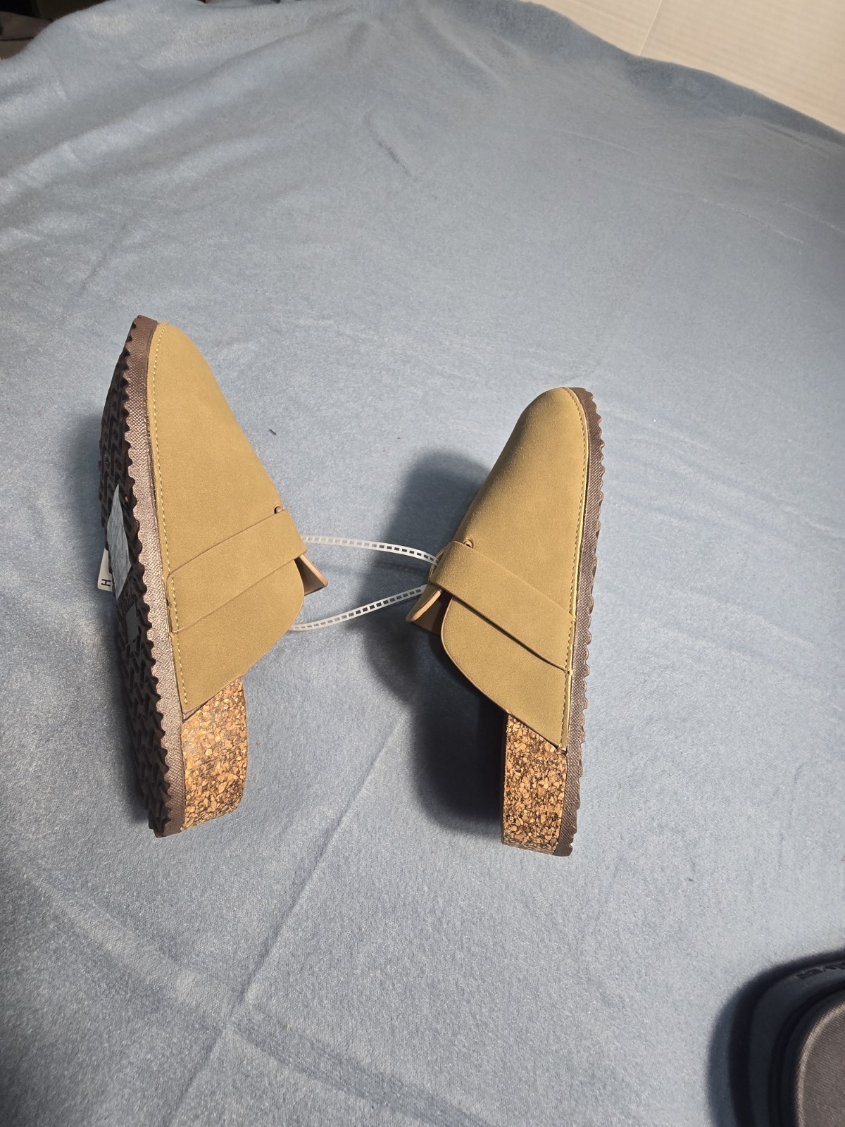 2P Link Beige Buckle Clog Sandals for kids Comfort ShoesFlat Closed Toe sz 13/10