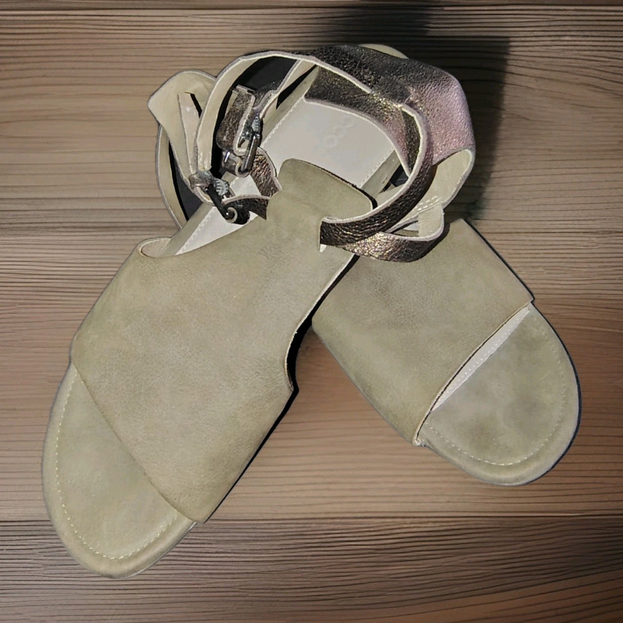 ECCO Touch 25 Grey Hooded Double Strap Sz 39 Sandal