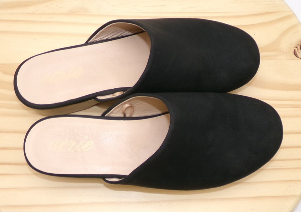 Aerie Slip On Clogs Womens Black Size 10 Faux Suede Wood Heels