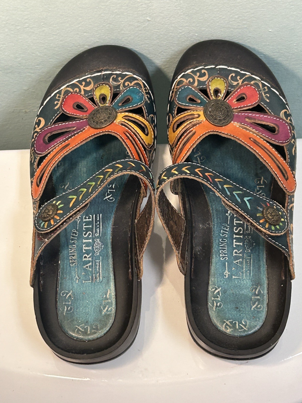 L’Artiste 37/6.5 Spring Step Colorful Floral Leather Women’s Copa Flat Sandal