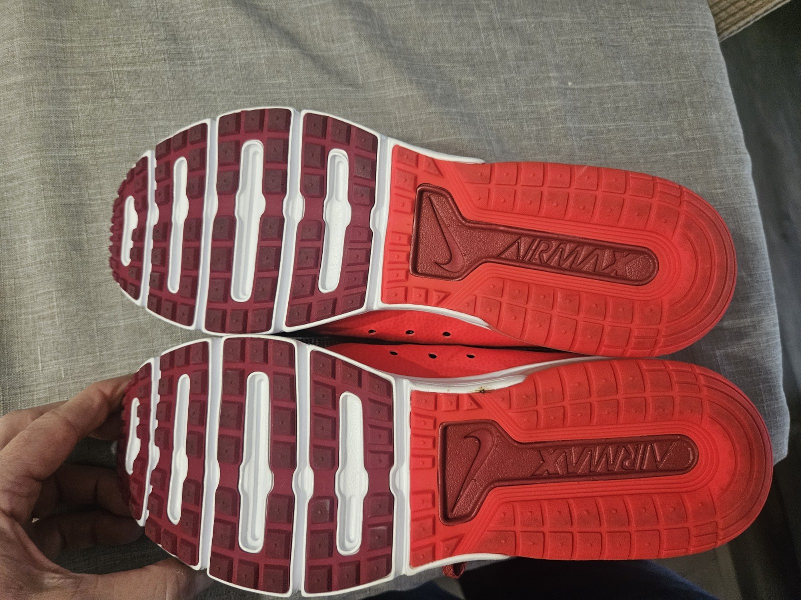 Ladies Air Max Sneaker US 10 dark Pink red, black White Cushioned Mesh