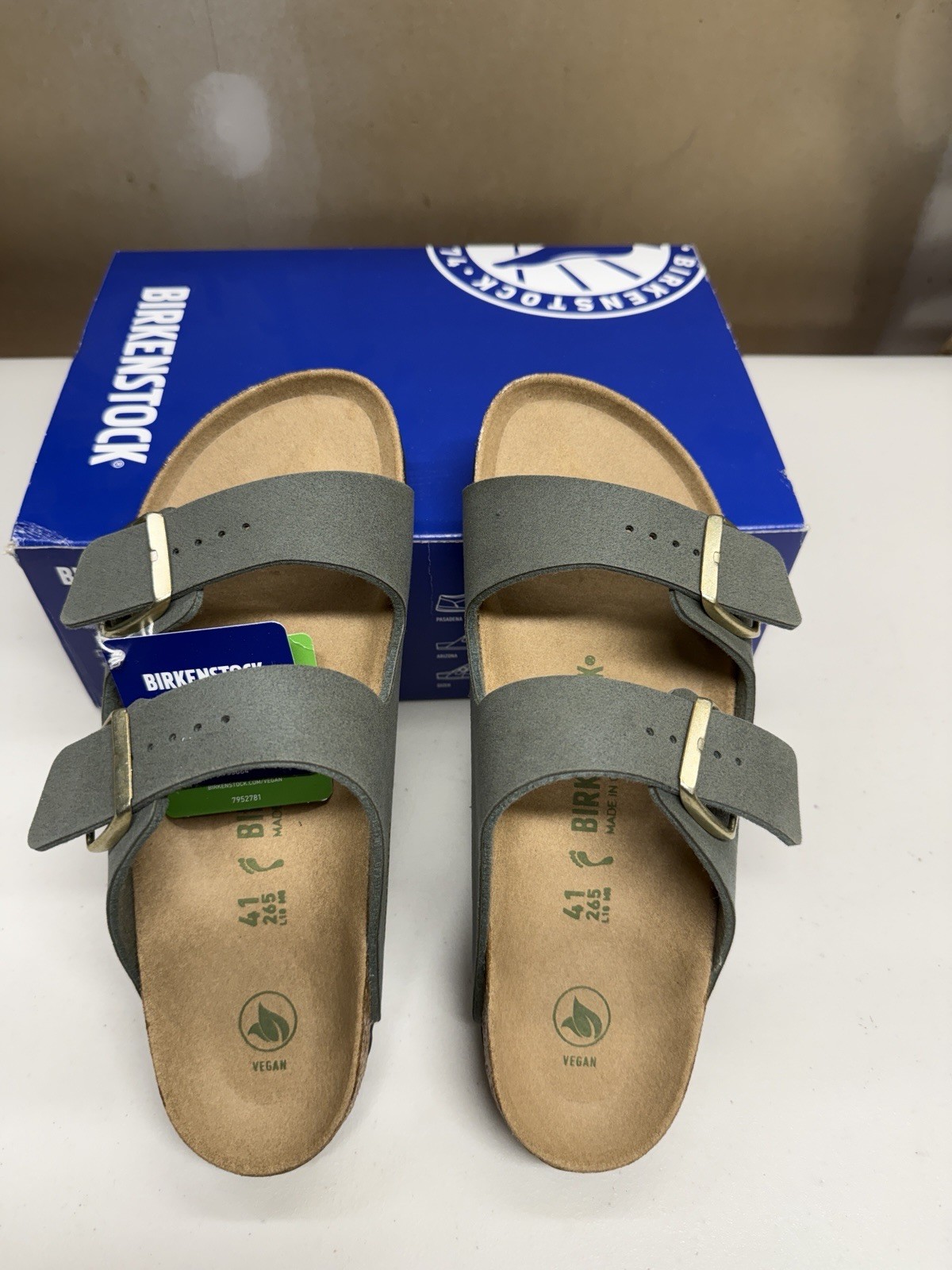 Birkenstock Arizona VEGAN EU 41 / US 10-10.5/8-8.5 Narrow – Thyme