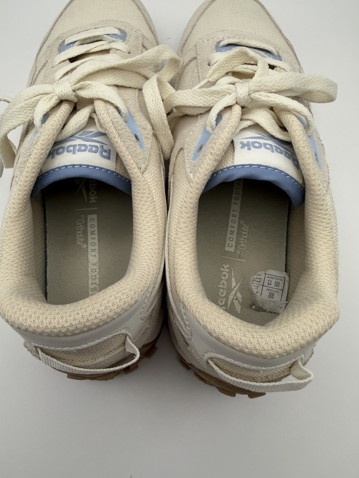 Reebok Classic Leather Lifestyle Sneakers Women’s Size 7.5 Cream Beige Blue