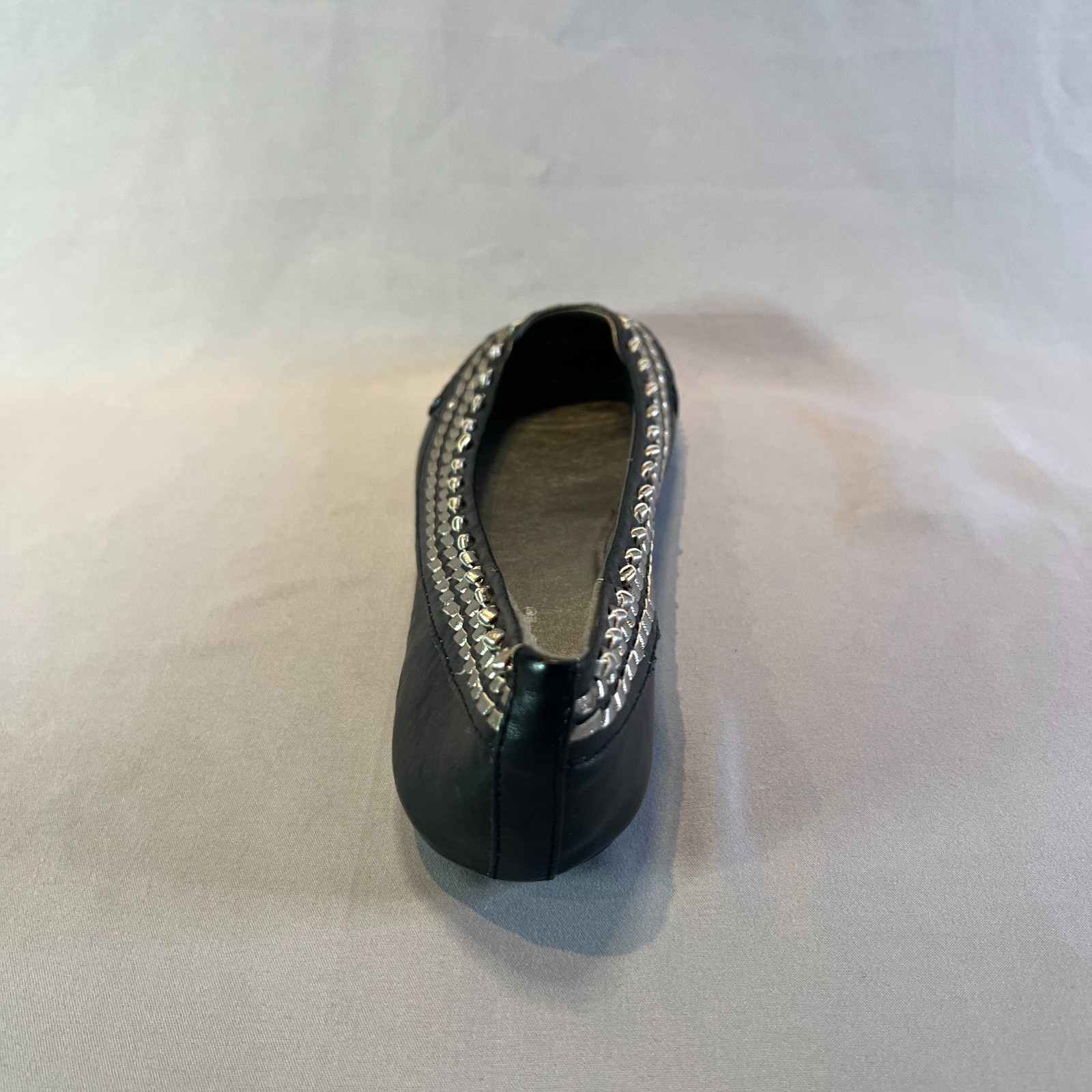 Soda Ballet Womens 7.5 Core Black Silver Round Toe Comfort Casual Slip On Flats