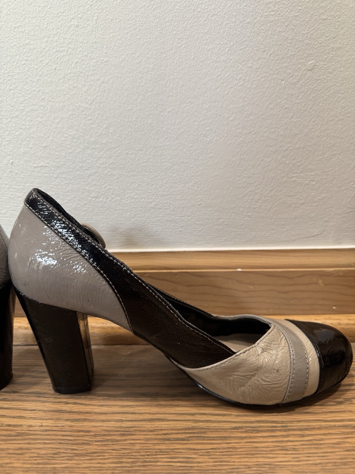 Vintage Mudd Maryanne Black Grey Buckle Pin Up Retro Goth Womens Pump Heels 6.5