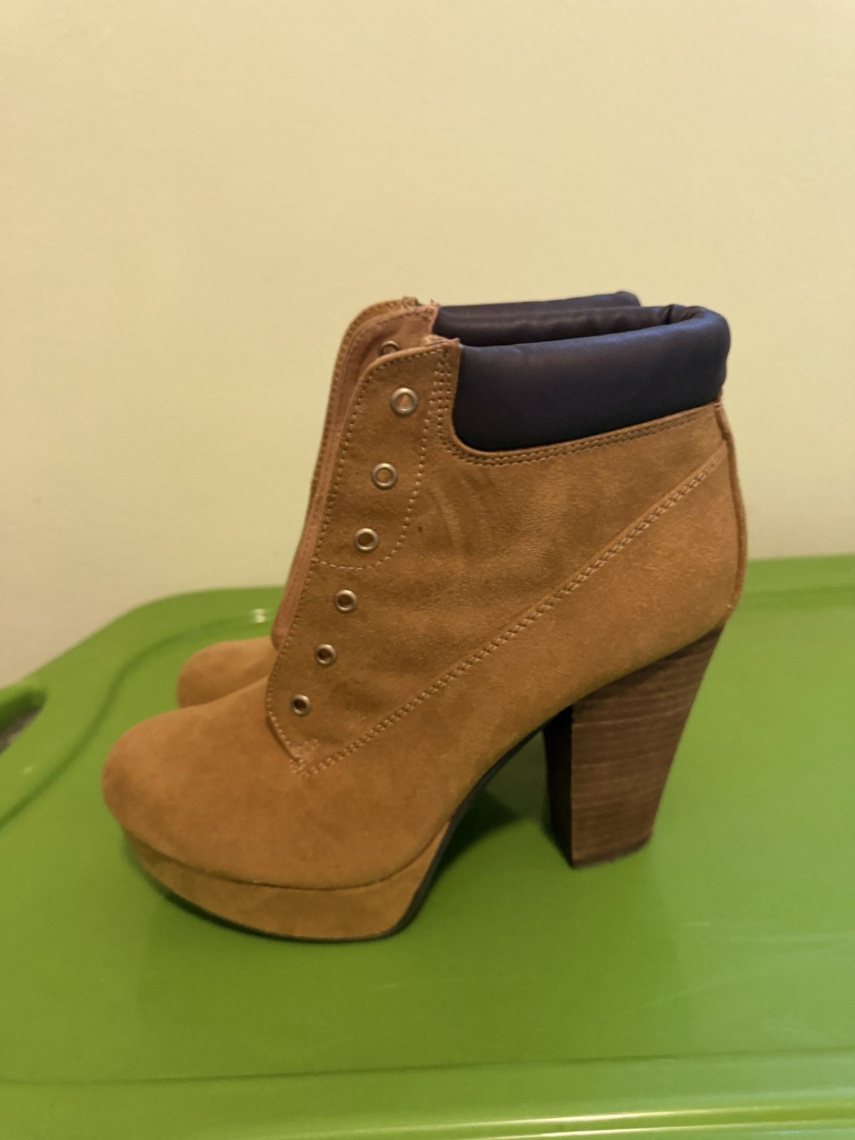 shi Women’s Brown Suede Lace-Up Platform Ankle Bootie Block Heel 8.5M