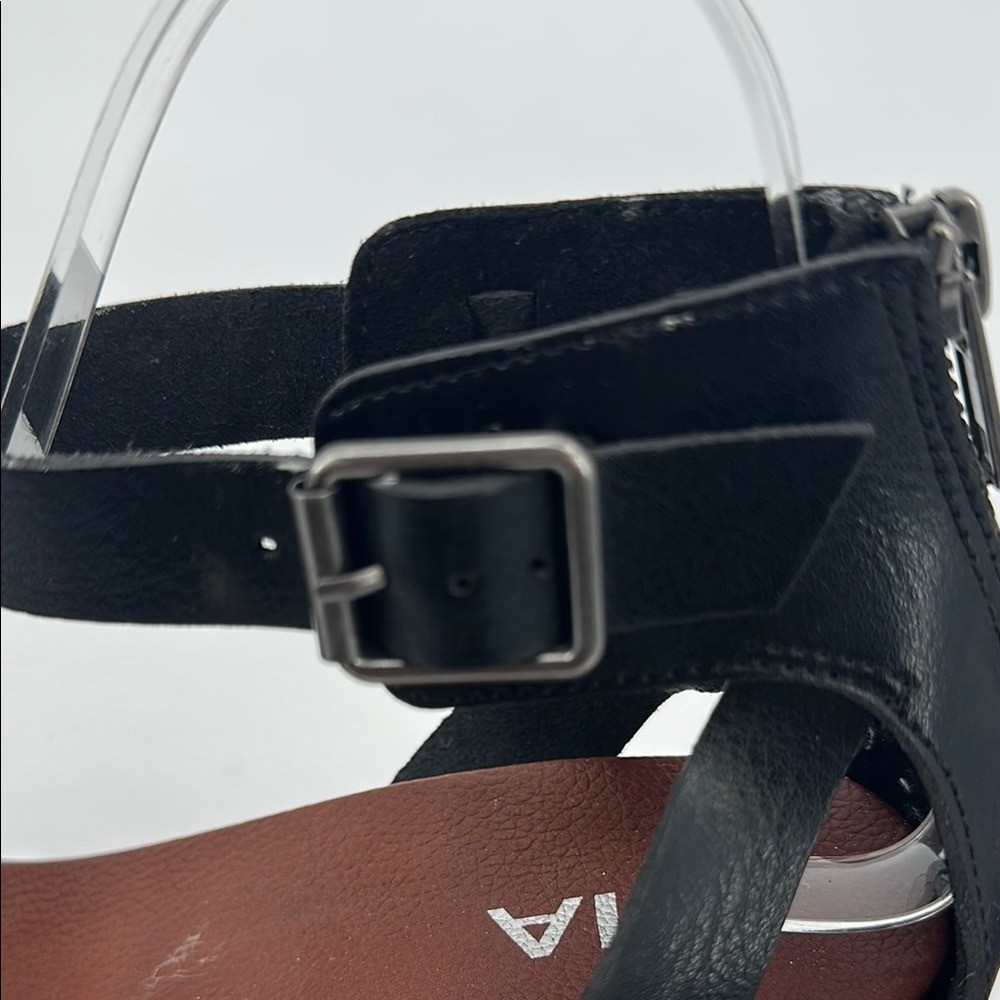 MIA Black and Brown Sandals Minimalist T-Strap Design